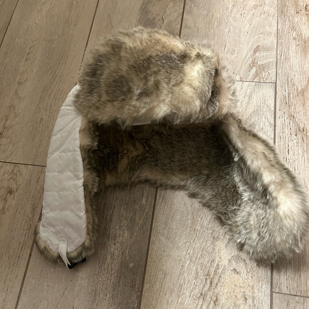 Cozy Faux Fur Snow Hat - White